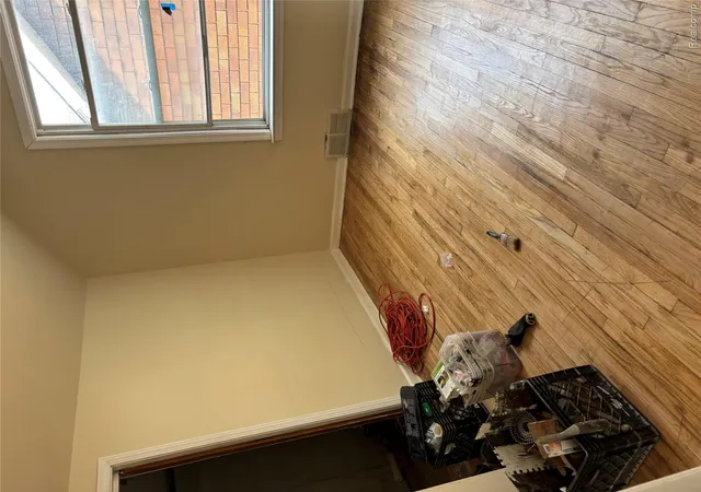 3rd image of 12757 Hampshire St, Detroit, MI 48213 | MLS# 20251025077