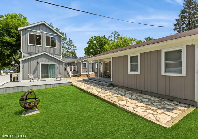 3rd image of 116 N Smith St, New Buffalo, MI 49117 | MLS# 69025040201