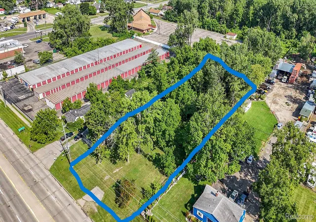 Homes for sale in Westland, MI | 29120 Van Born Rd, Westland, MI 48186 | MLS# 20251026697