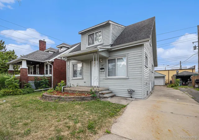 2nd image of 1054 E Troy St, Ferndale, MI 48220 | MLS# 20251026738