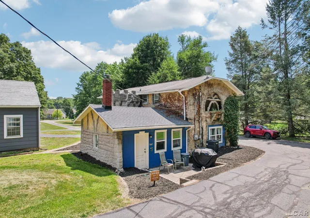 4th image of 2550 Bent Oak Ave, Adrian, MI 49221 | MLS# 56050185137
