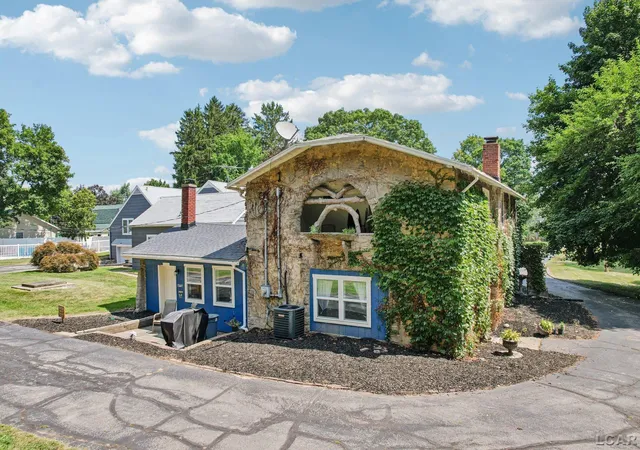 5th image of 2550 Bent Oak Ave, Adrian, MI 49221 | MLS# 56050185137