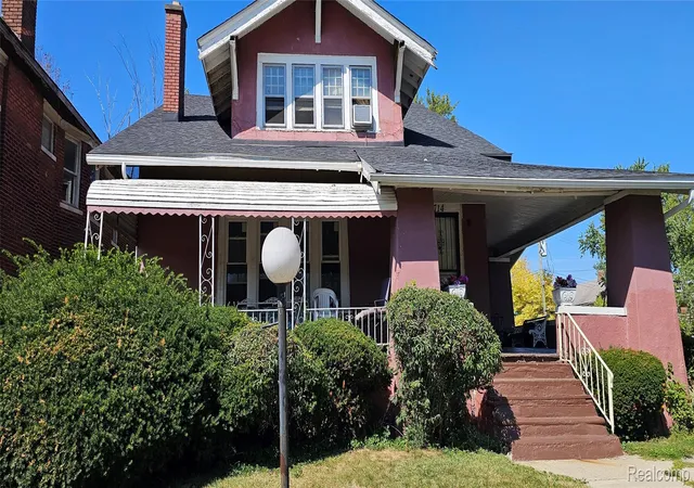 Photo 3 of Single family home for sale at 1714 Gladstone St, Detroit, MI 48206 | MLS# 20251027817 | Listing updated on 2026-09-17