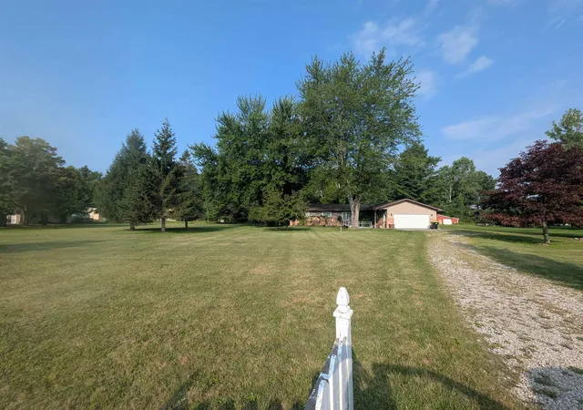 Homes for sale in Au Gres, MI | 910 N Court St, Au Gres, MI 48703 | MLS# 77080060897