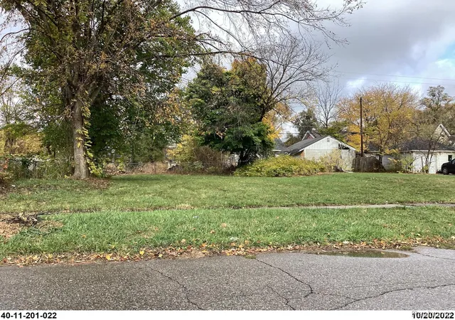 Photo 1 of Land for sale at 2424 Begole St, Flint, MI 48504 | MLS# 20251028003 | Listing updated on 2026-09-14