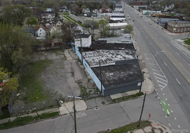 4th image of 4665 Michigan Ave, Detroit, MI 48210 | MLS# 20251028169