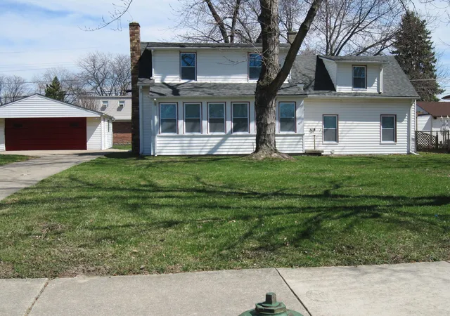 Single family home for sale at 4697 Kingston St, Dearborn Heights, MI 48125 | MLS# 81025042004 | Listing updated on 2025-09-02