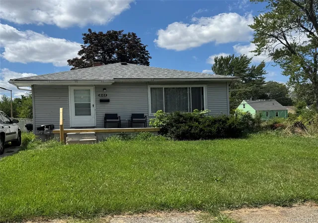 1st image of 8103 Fielding St, Detroit, MI 48228 | MLS# 20251028873