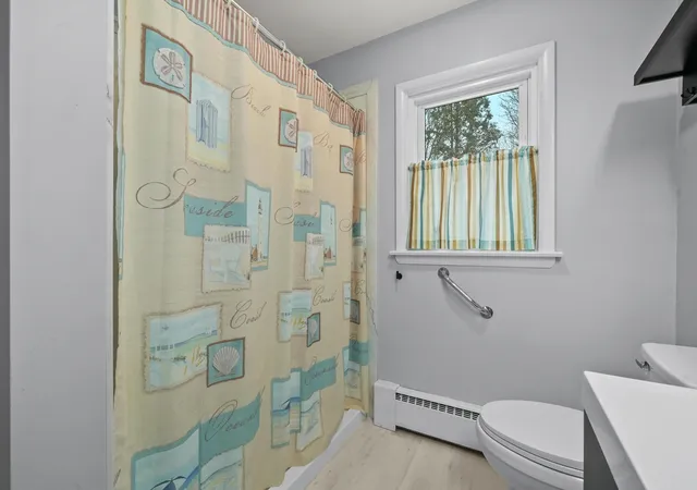 Photo 3 of Single family home for sale at 616 Lake Shore Dr, Cadillac, MI 49601 | MLS# 67025042264 | Listing updated on 2026-08-18