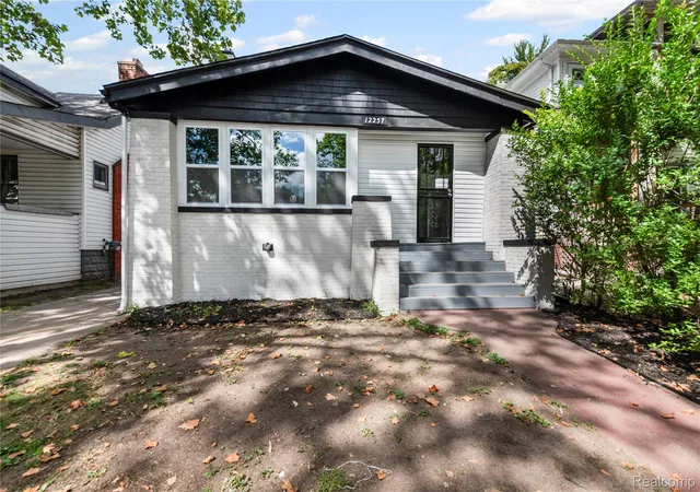 1st image of 12257 Ilene St, Detroit, MI 48204 | MLS# 20251029474