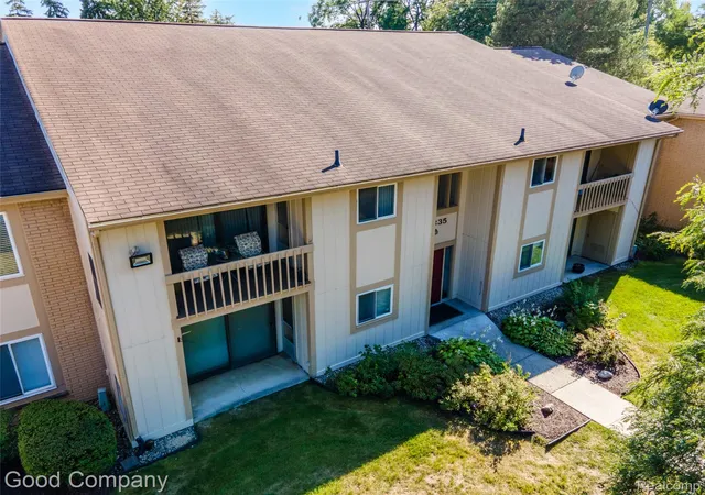 Homes for sale in Farmington Hills, MI | 27835 Berrywood Ln #56, Farmington Hills, MI 48334 | MLS# 20251029984