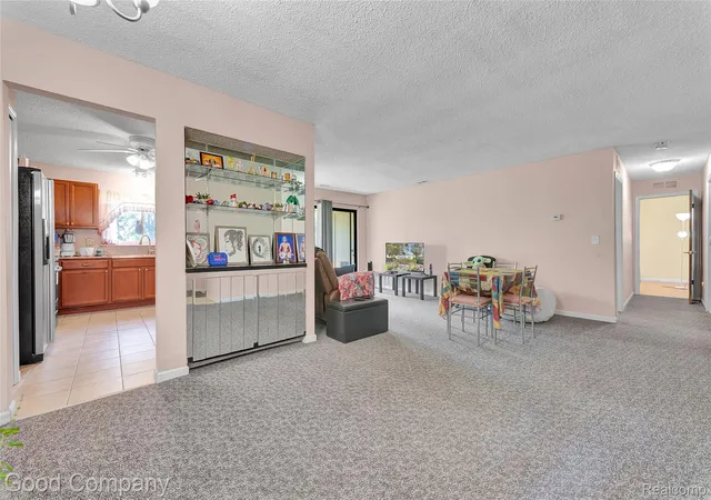 5th image of 27835 Berrywood Ln, Farmington Hills, MI 48334
