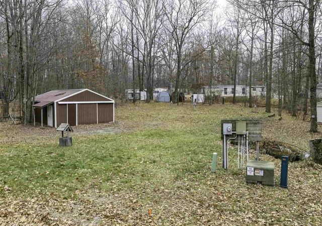 2nd image of 7737 Wilderness Dr, Weidman, MI 48893 | MLS# 79080061171