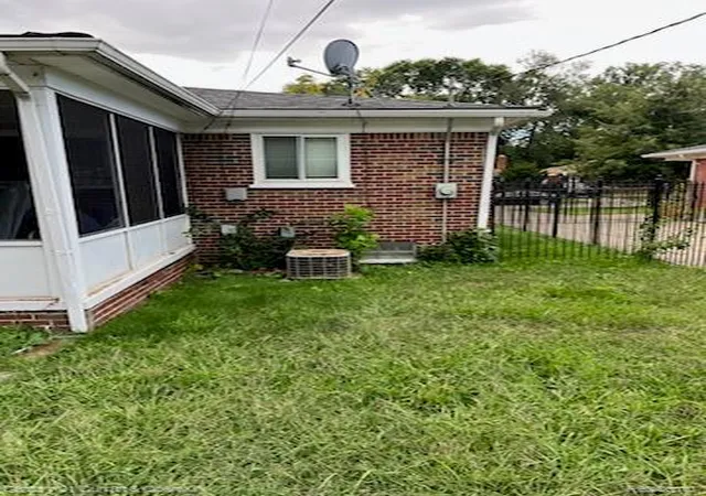 15th image of 20500 Braile St, Detroit, MI 48219 | MLS# 20251031241