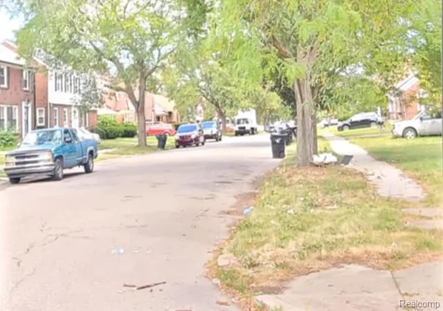 5th image of 11800 Riad St, Detroit, MI 48224 | MLS# 20251031400