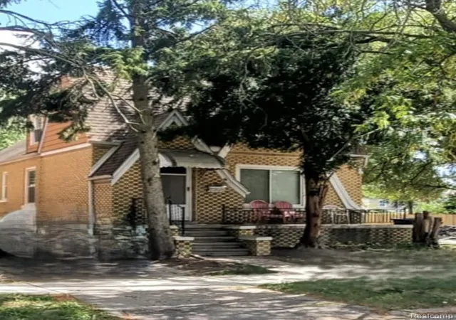 1st image of 11800 Riad St, Detroit, MI 48224 | MLS# 20251031400
