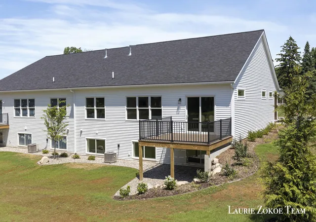 Homes for sale in Grand Rapids, MI | 4341 Tallman Woods Drive, Grand Rapids, MI 49534 | Houzeo