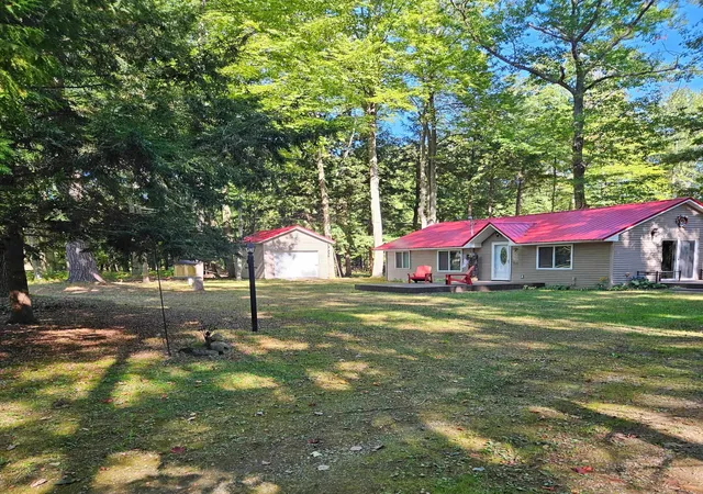 Homes for sale in Au Gres, MI | 32 Deer Run, Au Gres, MI 48703 | MLS# 77080061343
