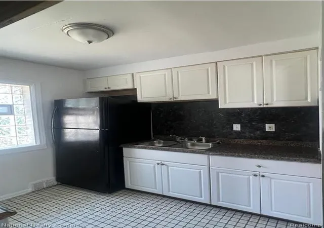 4th image of 13914 Forrer St, Detroit, MI 48227 | MLS# 20251032074
