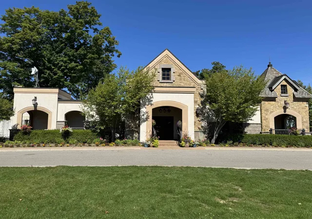 Homes for sale in Williamsburg, MI | 4867 Prestwick Ct, Williamsburg, MI 49690 | MLS# 78080061415