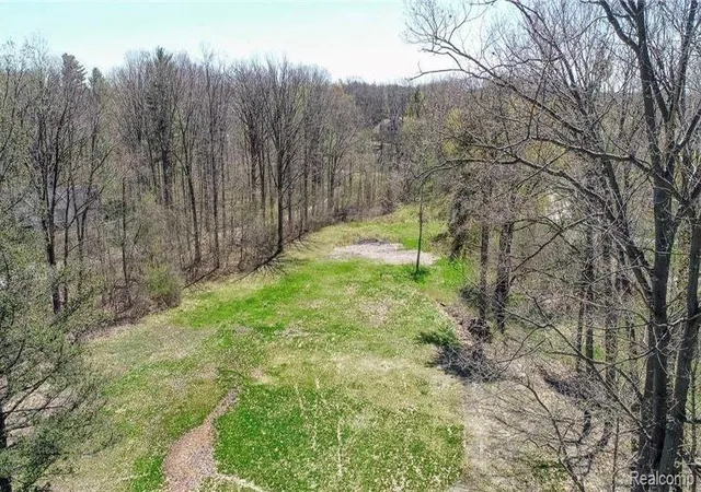 Photo 1 of Sale Pending at 0000 Brookdale Rd, Bloomfield Hills, MI 48304 | MLS# 20251032717 | Listing updated on 2026-09-15