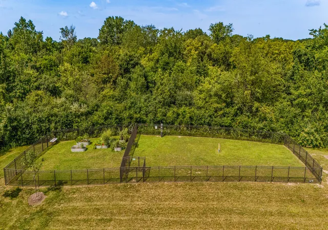 78th image of 7124 Black Cherry Ln, Saline, MI 48176 | MLS# 81025045120