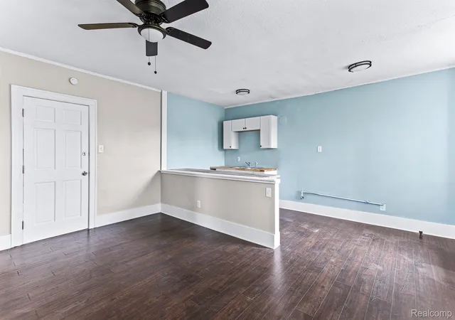 5th image of 3550 Montclair St, Detroit, MI 48214