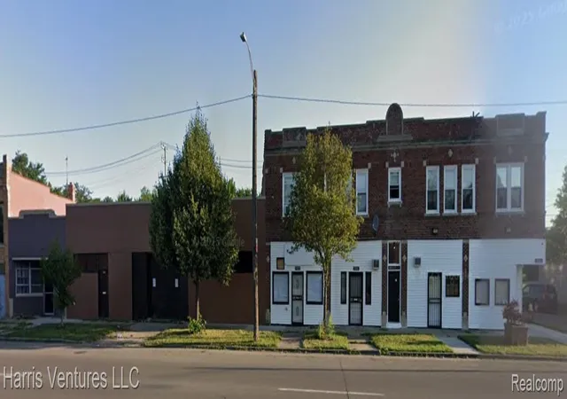 4th image of 15239 Mack Ave, Detroit, MI 48224 | MLS# 20251033385