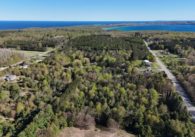 58th image of 928 Pilgrim Hwy, Frankfort, MI 49635 | MLS# 67025045300