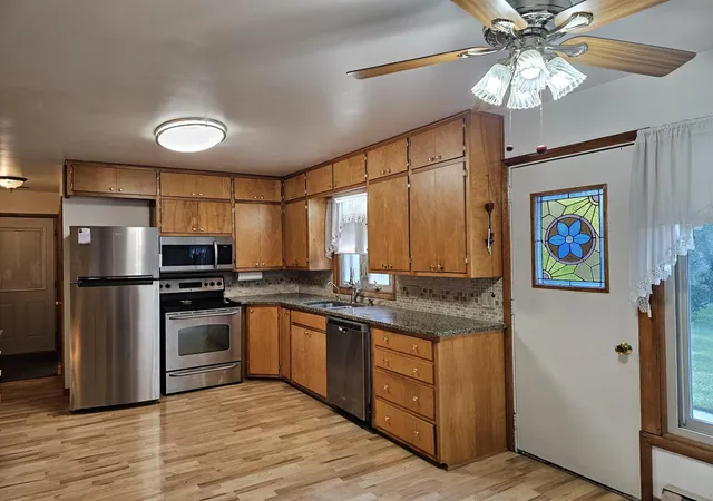 5th image of 4872 Lester Ave, Fremont, MI 49412 | MLS# 72025046240