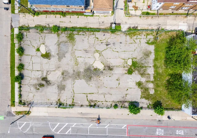 3rd image of 7446 W Warren Ave, Detroit, MI 48210 | MLS# 20251035208