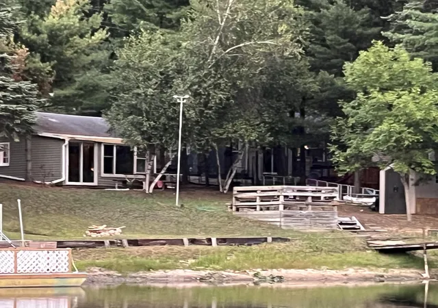 4th image of 951 Lake Dr, Harrison, MI 48625 | MLS# 55025046380