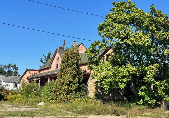 Photo 2 of Single family home for sale at 14445 E 7 Mile Rd, Detroit, MI 48205 | MLS# 20251036424 | Listing updated on 2026-09-15