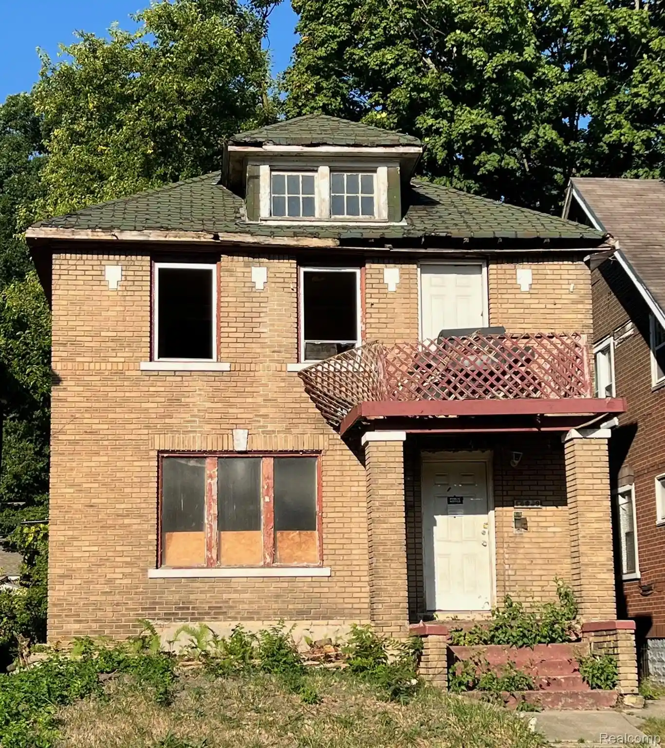 Photo 1 of Multi family home for sale at 16309 Log Cabin St, Highland Park, MI 48203 | MLS# 20251037166 | Listing updated on 2026-09-15