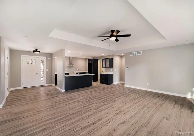 4th image of 2417 Eugene St, Burton, MI 48519 | MLS# 20251037440