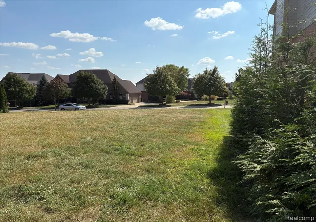 Photo 3 of Land for sale at 18018 Ridgeview Dr, Northville, MI 48168 | MLS# 20251038154 | Listing updated on 2026-08-22