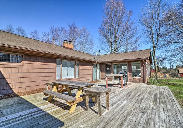 4th image of 2136 Newport Rd, Ann Arbor, MI 48103 | MLS# 20251039027