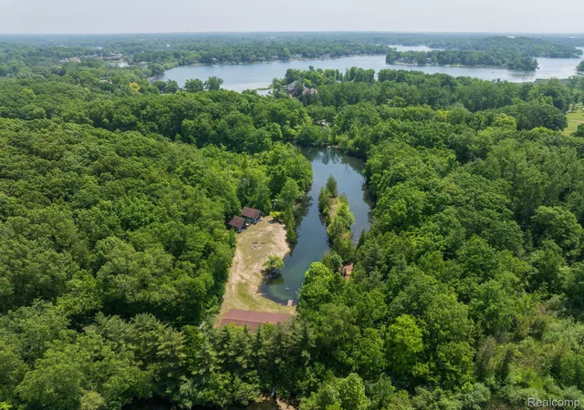 Photo 4 of Land for sale at 7490 Andersonville Rd, Clarkston, MI 48346 | MLS# 20251040024 | Listing updated on 2026-03-24