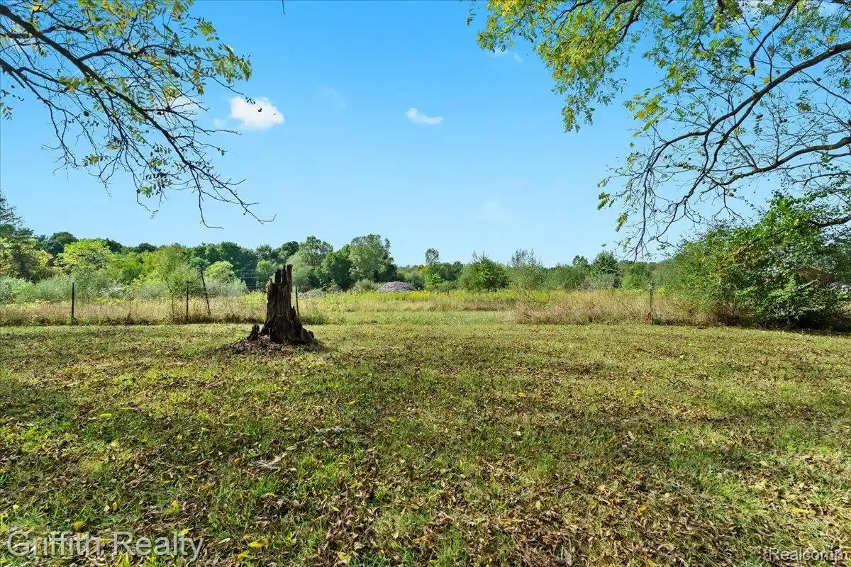 Photo 1 of Sale Pending at 9800 Beeman Rd, Chelsea, MI 48118 | MLS# 20251040213 | Listing updated on 2026-09-30