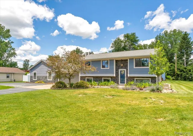 1st image of 27520 West Rd, New Boston, MI 48164 | MLS# 20251041760