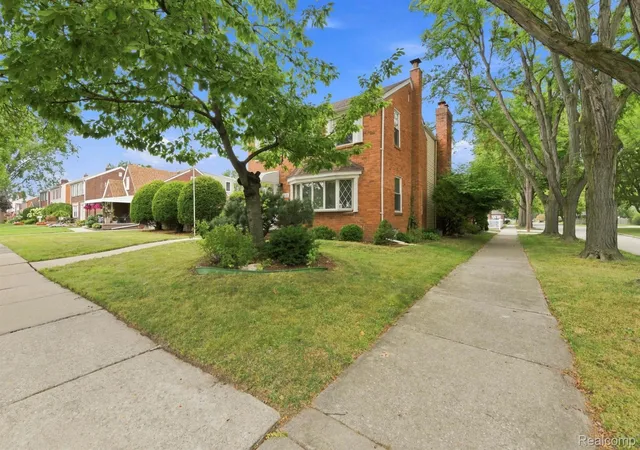 Photo 3 of Single family home for sale at 13200 Mercier St, Southgate, MI 48195 | MLS# 20251041894 | Listing updated on 2026-09-12