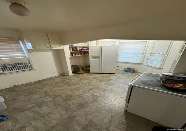5th image of 6545 Rutland St, Detroit, MI 48228 | MLS# 20251042722