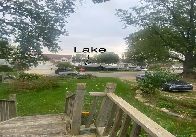 Photo 1 of Single Family Residence at 4031 Hillcrest, Highland, MI 48356 | MLS# 20251042793 | | Sold on 2026-07-20