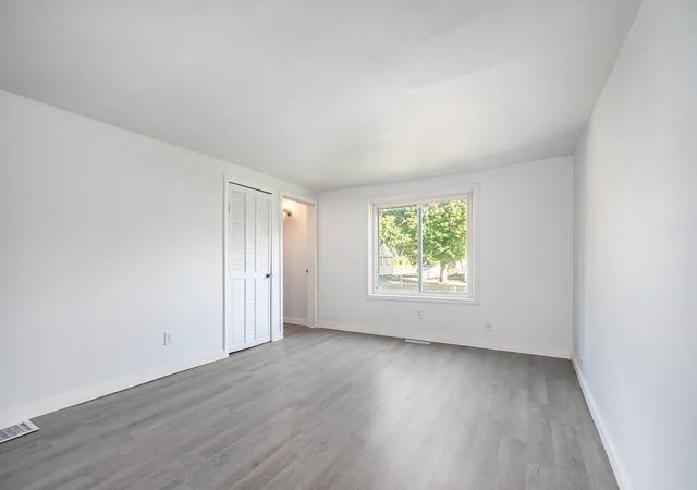 Photo 3 of Single family home for sale at 1638 Superior St, Niles, MI 49120 | MLS# 65025051473 | Listing updated on 2026-09-03