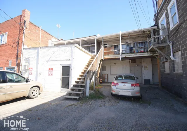 1st image of 211 213 N Ball St, Owosso City Shiawassee, MI 48867 | MLS# 5050190752