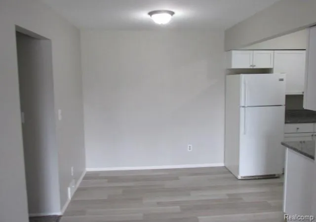 Photo 2 of Condo for sale at 25555 Lahser Rd #A-15, Southfield City Oakland, MI 48033 | MLS# 20251044167 | Listing updated on 2026-08-27