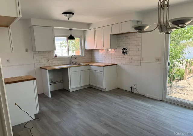 Photo 3 of Single family home for sale at 23113 Socia St, Saint Clair Shores, MI 48082 | MLS# 20251044586 | Listing updated on 2026-09-05