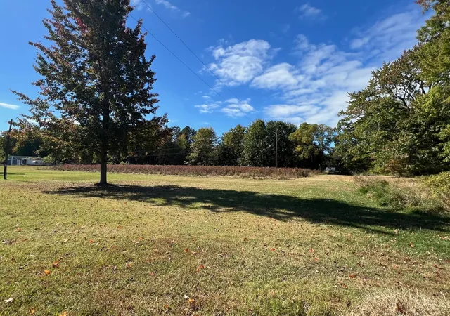 Photo 3 of Single family home for sale at 11160 Farina Rd, New Buffalo, MI 49117 | MLS# 69025052424 | Listing updated on 2026-08-24