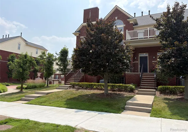 Photo 2 of Condo for sale at 3178 Camden Dr #83, Troy, MI 48084 | MLS# 20251044759 | Listing updated on 2026-07-28