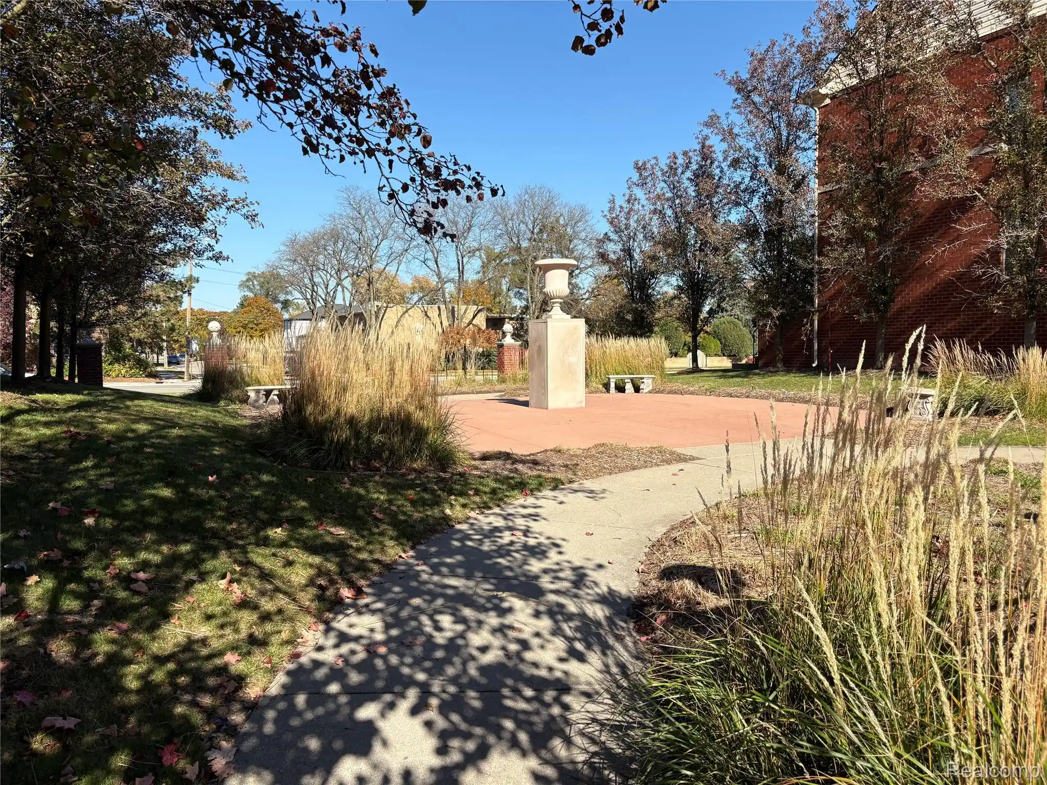 Listing Photo 27 - Condo for sale in 3178 Camden Dr located at 3178 Camden Dr, Troy, MI 48084 - Unit #83